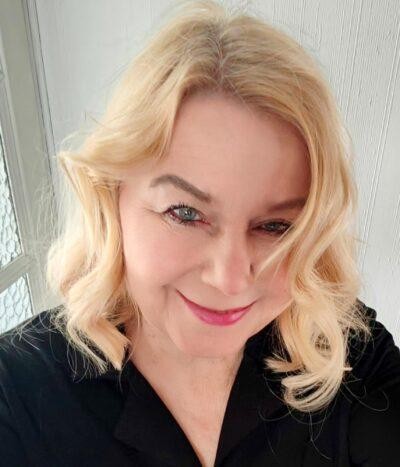  Ulla-Mari Kivi