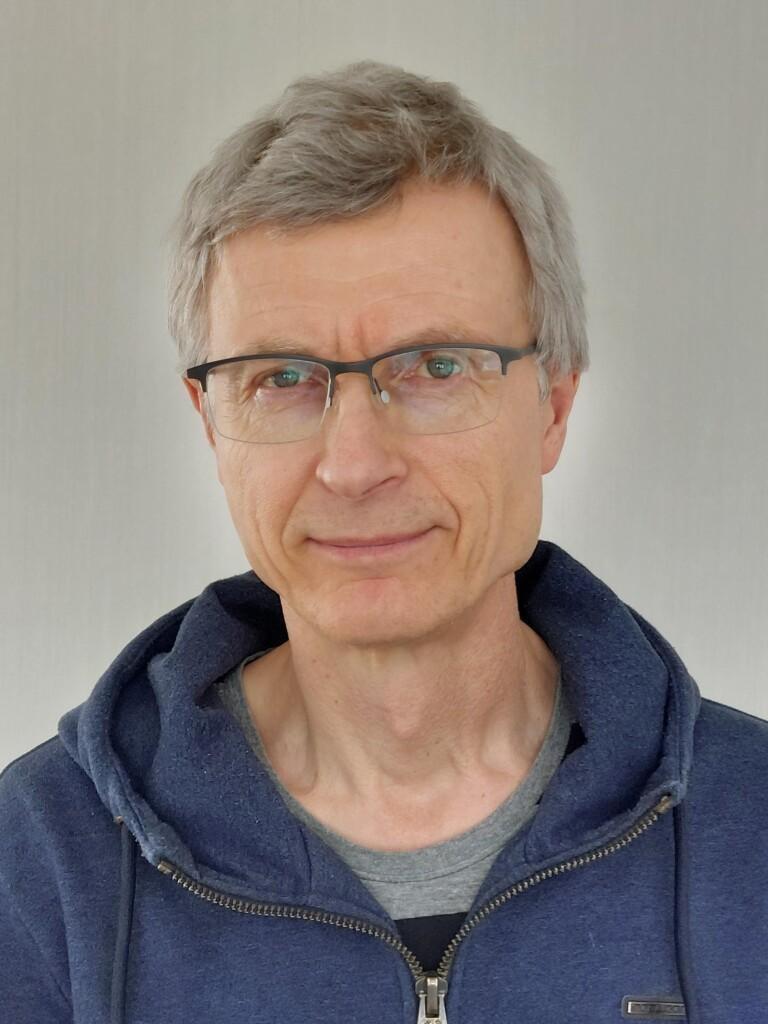 Kirjailija Hannu Känkänen