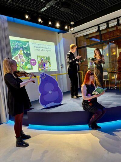  Naapurimme Eskelmus - musiikillinen lukuteatteriesitys